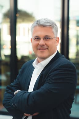 Stefan Grimm, Gründer der Finbc GmbH